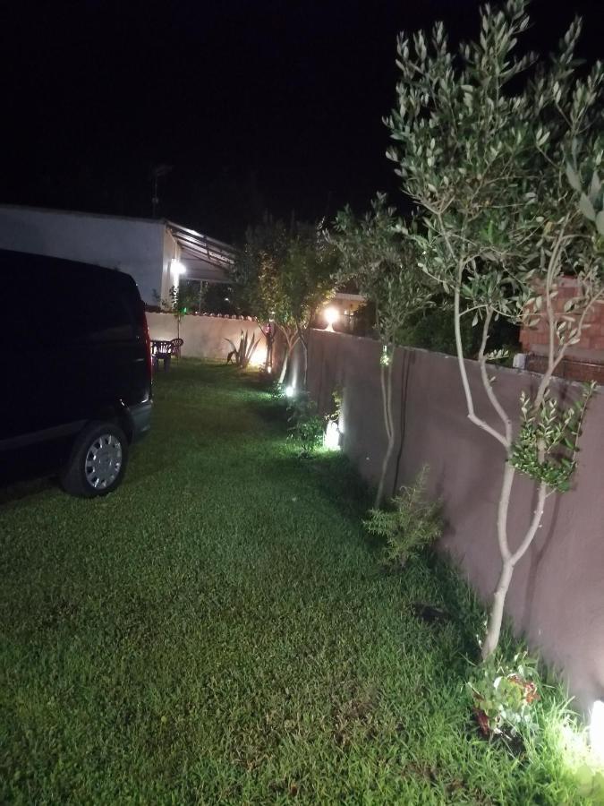 Ο Ακλόνητος Aparthotel Néa Meságkala Bagian luar foto