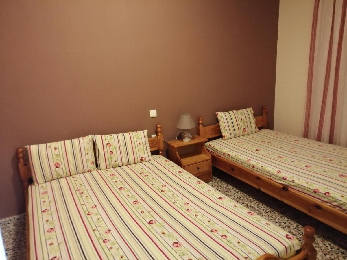Ο Ακλόνητος Aparthotel Néa Meságkala Bagian luar foto